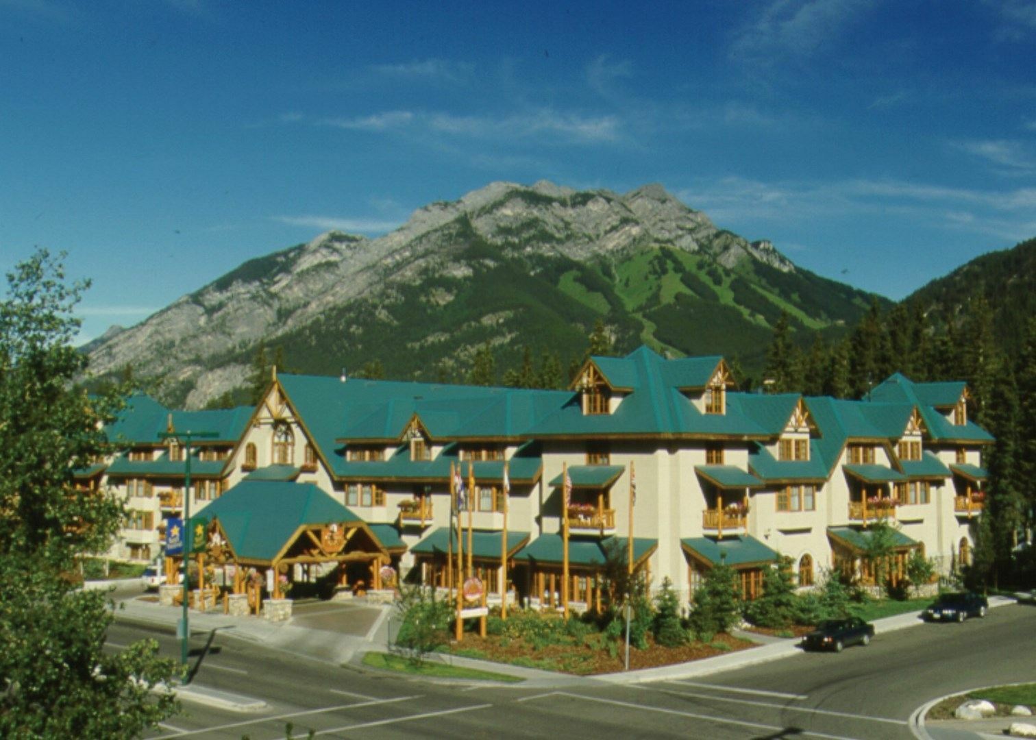 Banff Caribou Lodge And Spa Extérieur photo